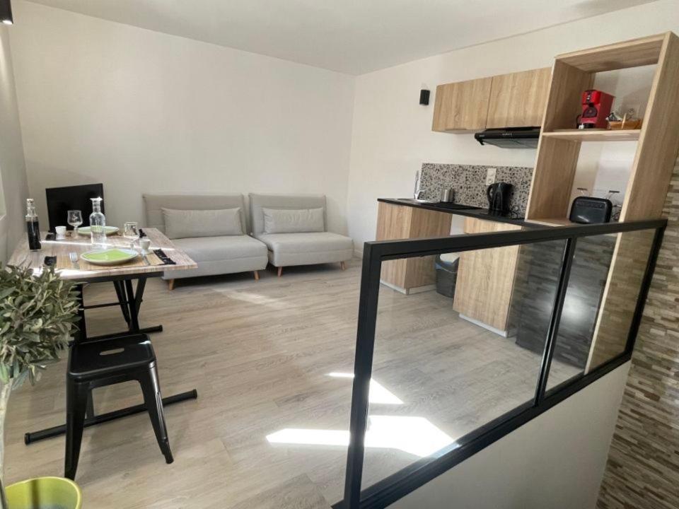 Studio Avec Terrasse Αρλ Εξωτερικό φωτογραφία
